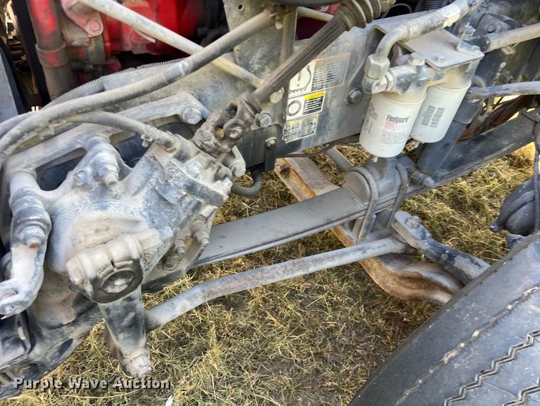 image for item EJ2893 2016 Kenworth  T880 semi truck