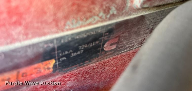 image for item EJ2893 2016 Kenworth  T880 semi truck