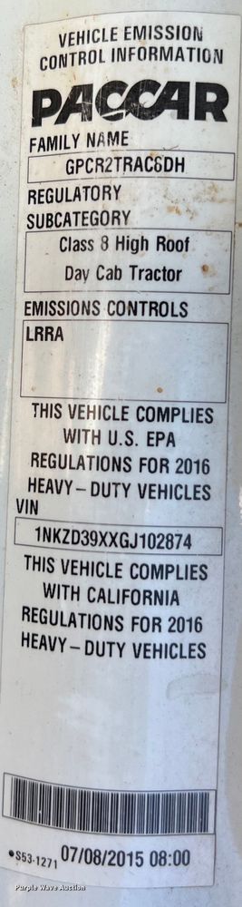 image for item EJ2894 2016 Kenworth  T880 semi truck