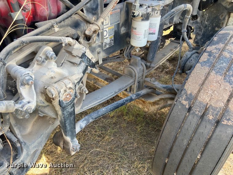 image for item EJ2896 2016 Kenworth  T880 semi truck