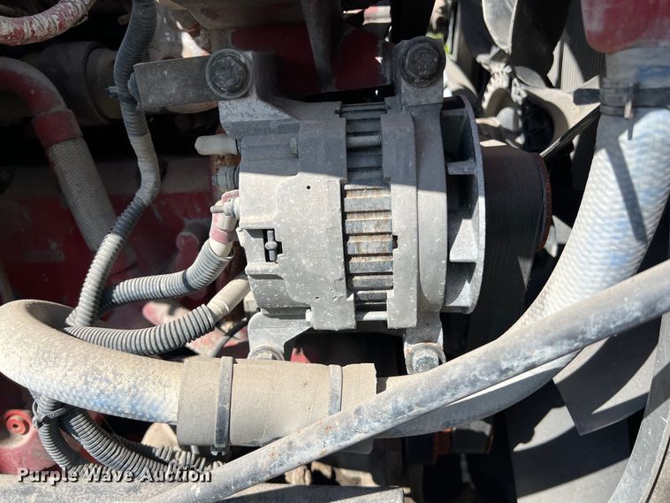 image for item EJ2896 2016 Kenworth  T880 semi truck