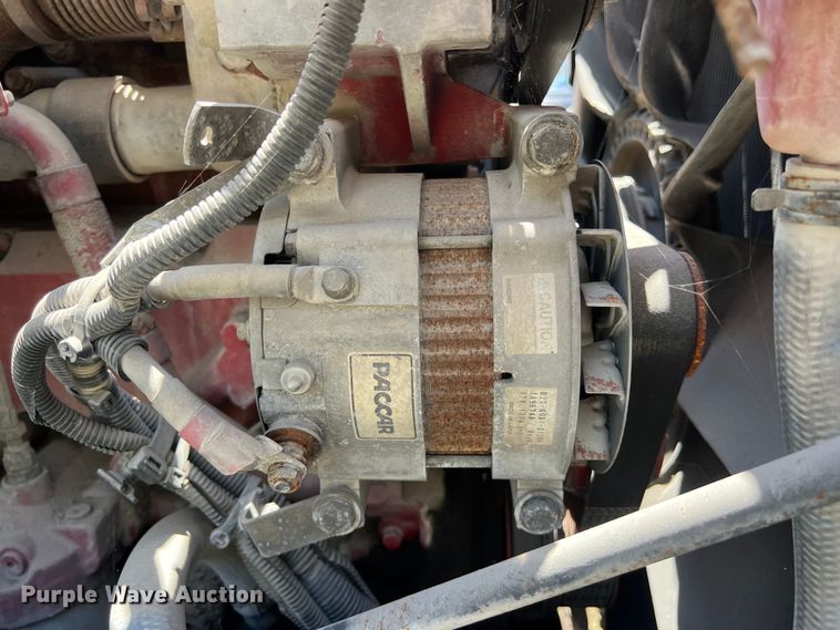 image for item EJ2898 2016 Kenworth T880 semi truck