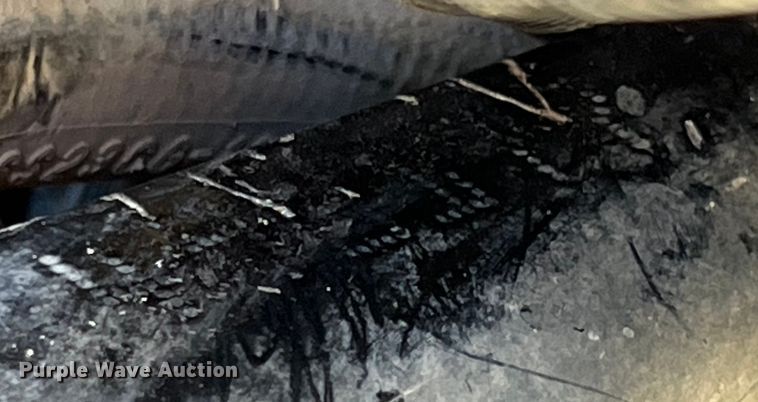 image for item EJ2898 2016 Kenworth T880 semi truck