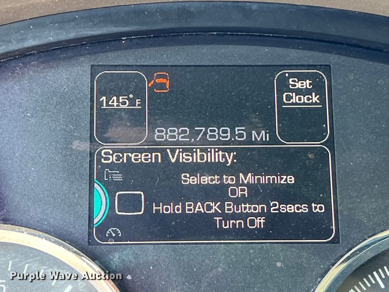 image for item EJ2899 2016 Kenworth T880 semi truck