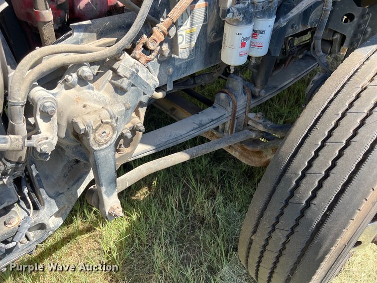 image for item EJ2899 2016 Kenworth T880 semi truck