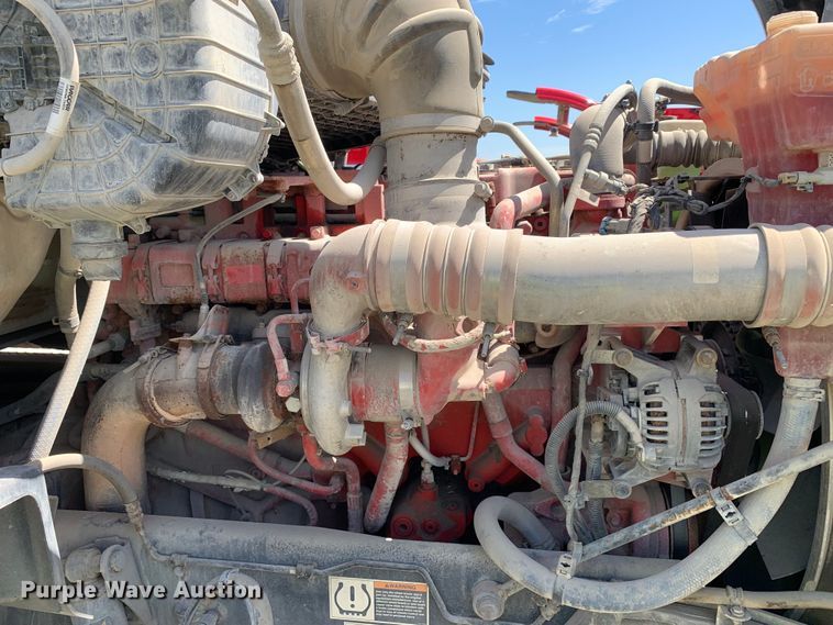 image for item EJ2901 2020 Kenworth  T880 semi truck