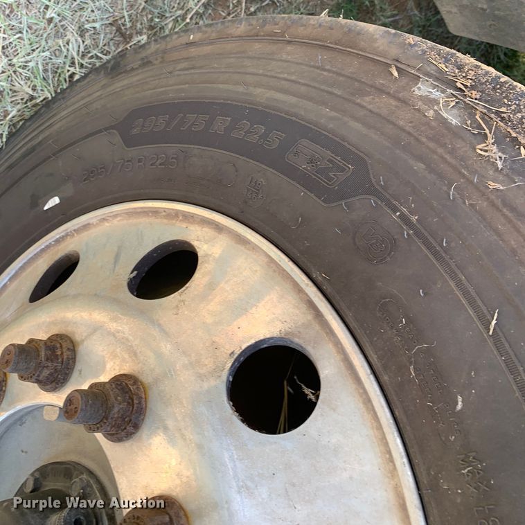 image for item EJ2901 2020 Kenworth  T880 semi truck