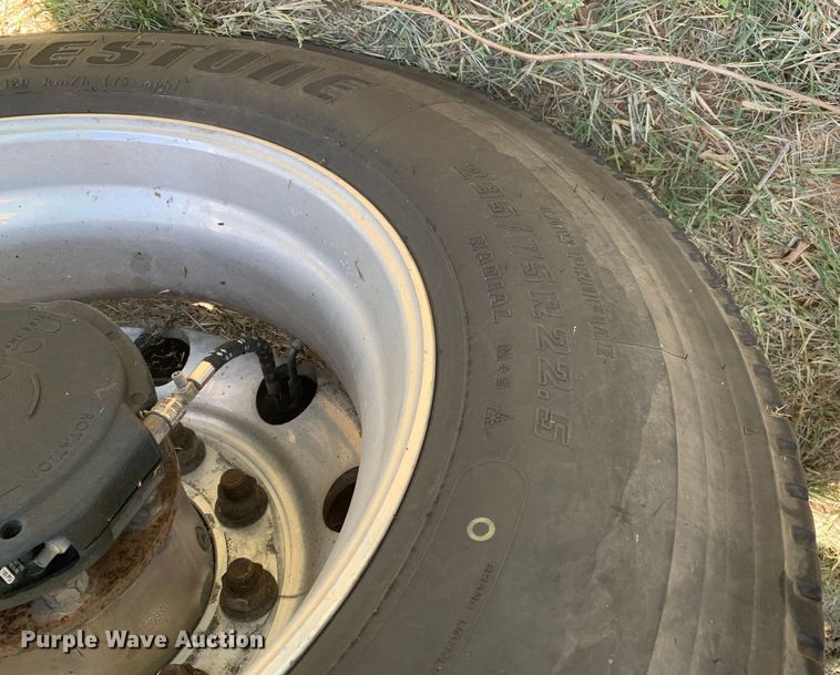 image for item EJ2901 2020 Kenworth  T880 semi truck