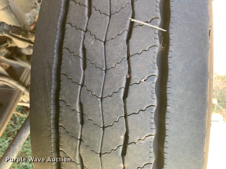 image for item EJ2901 2020 Kenworth  T880 semi truck