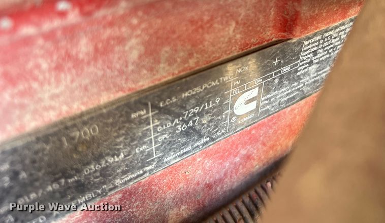 image for item EJ2902 2016 Kenworth T880 semi truck