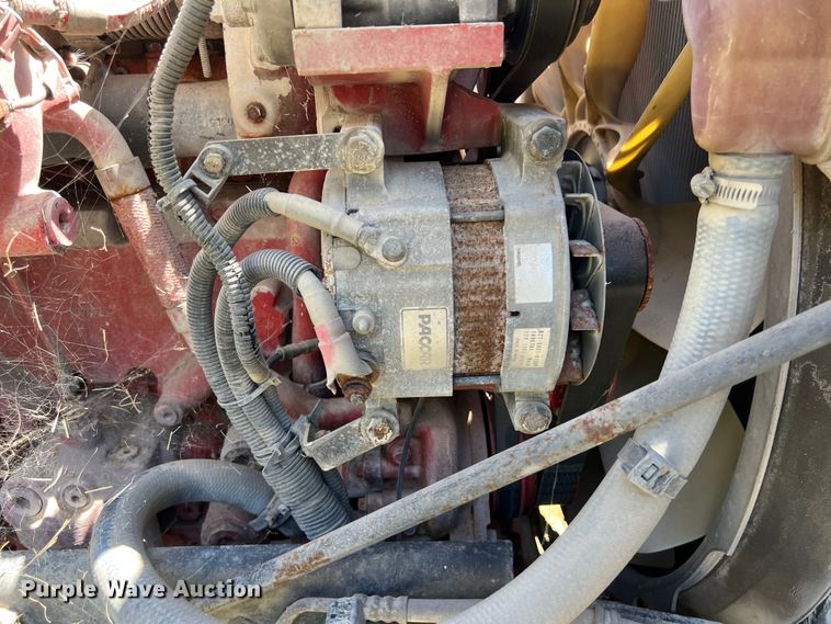 image for item EJ2902 2016 Kenworth T880 semi truck