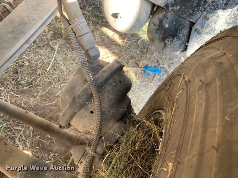 image for item EJ2903 2016 Kenworth  T880 semi truck