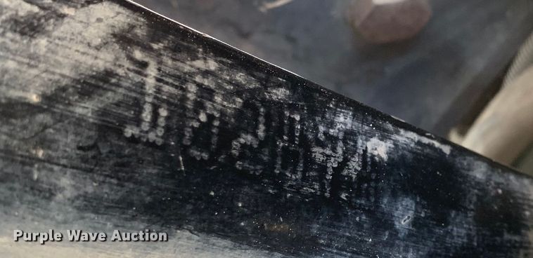 image for item EJ2903 2016 Kenworth  T880 semi truck