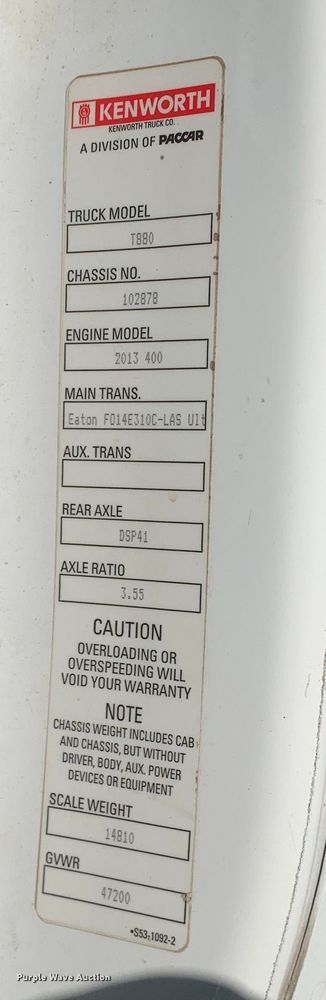 image for item EJ2903 2016 Kenworth  T880 semi truck