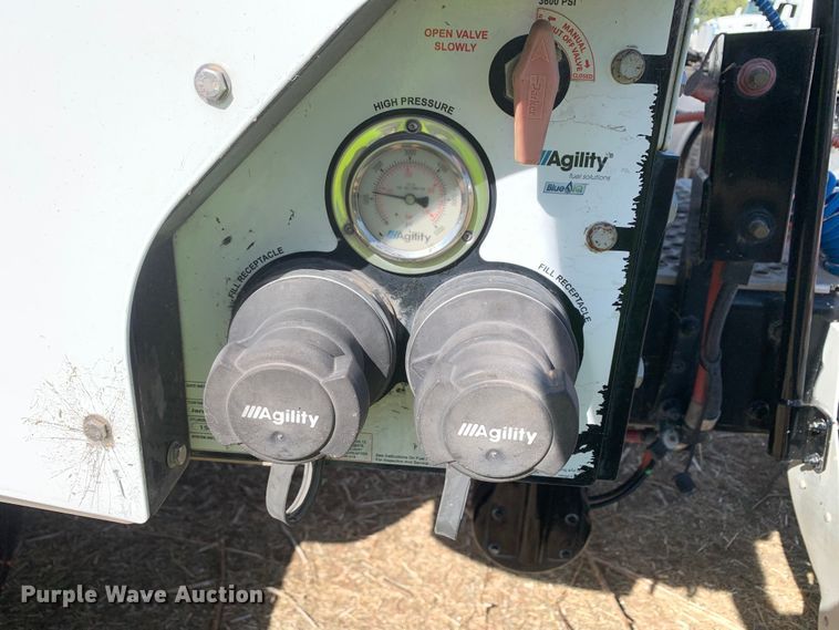 image for item EJ2904 2020 Kenworth  T880 semi truck