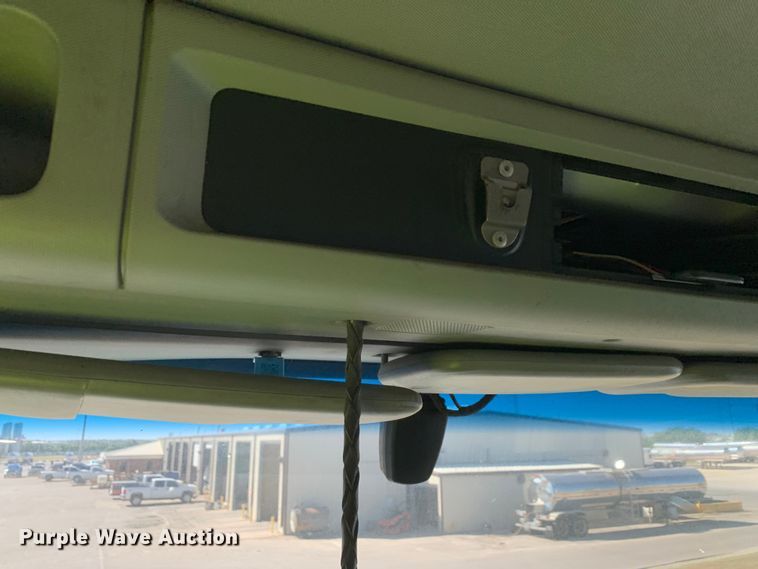 image for item EJ2904 2020 Kenworth  T880 semi truck