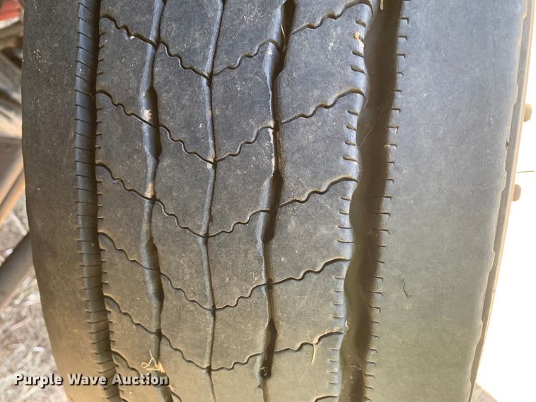 image for item EJ2904 2020 Kenworth  T880 semi truck