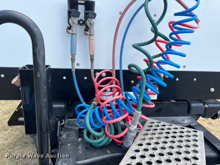 image for item EJ2905 2020 Kenworth T880 semi truck