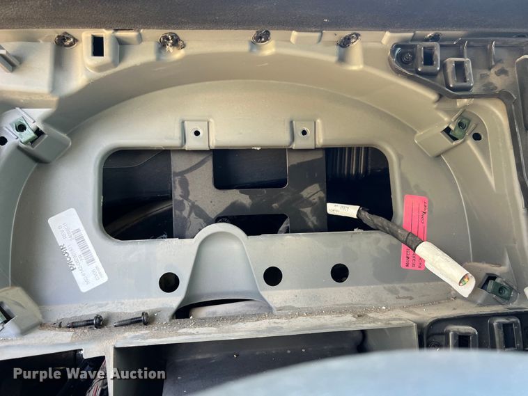 image for item EJ2905 2020 Kenworth T880 semi truck