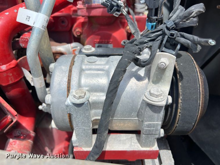 image for item EJ2905 2020 Kenworth T880 semi truck