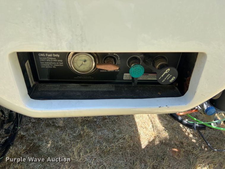 image for item EJ2906 2016 Kenworth T880 semi truck