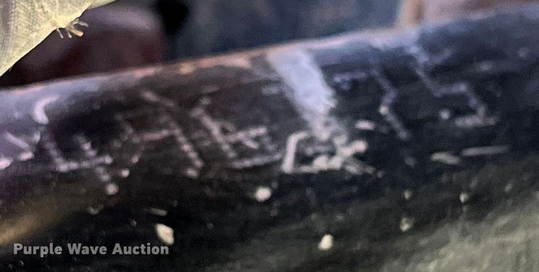 image for item EJ2906 2016 Kenworth T880 semi truck