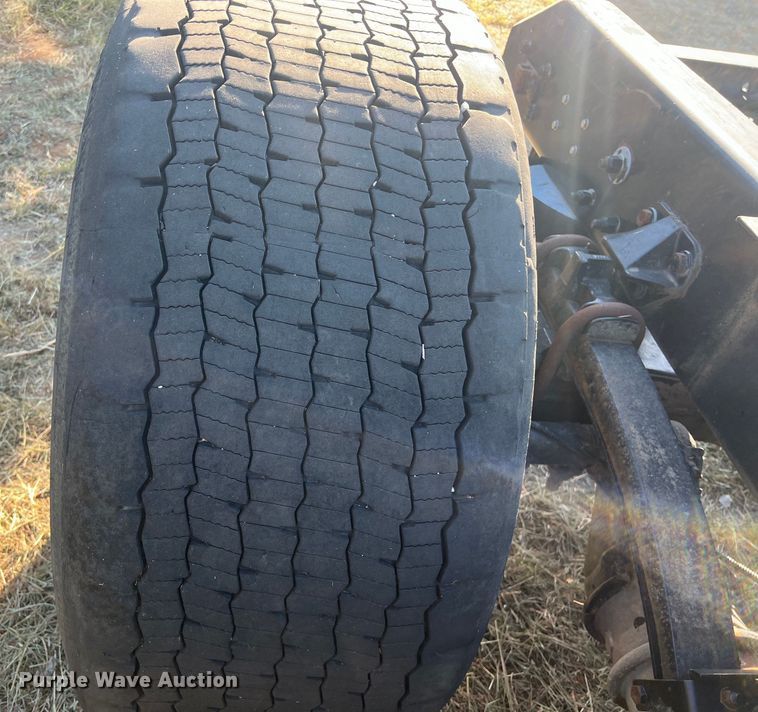 image for item EJ2915 2014 Kenworth  T800 semi truck