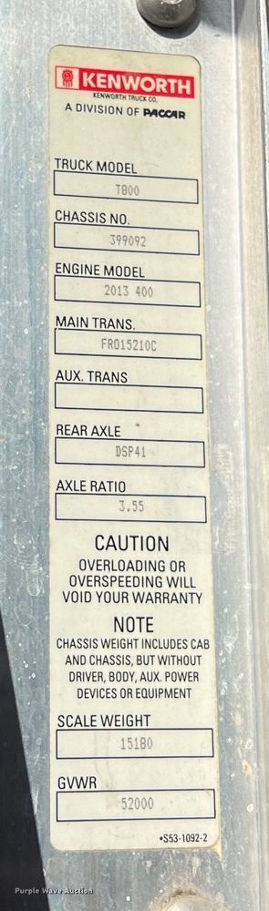 image for item EJ2916 2014 Kenworth  T800 semi truck