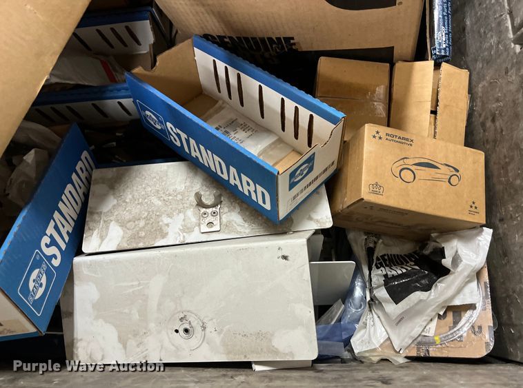 image for item EJ2928 Cummins CNG engine parts