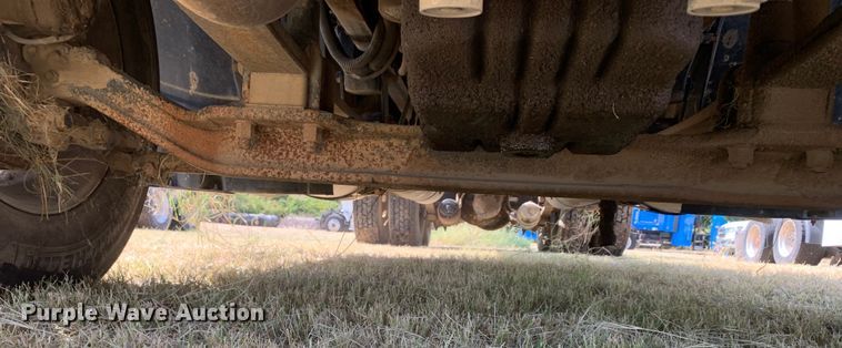 image for item EJ2931 2006 Freightliner  Columbia  semi truck