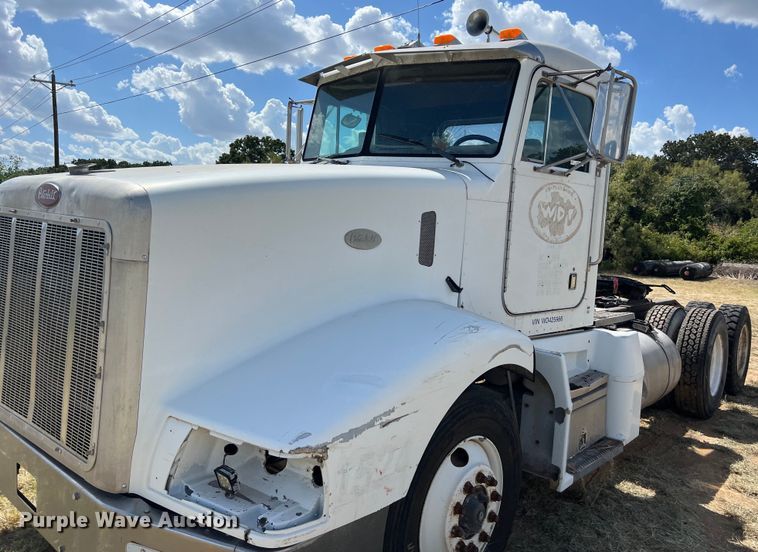 image for item EJ2932 1998 Peterbilt  377 semi truck