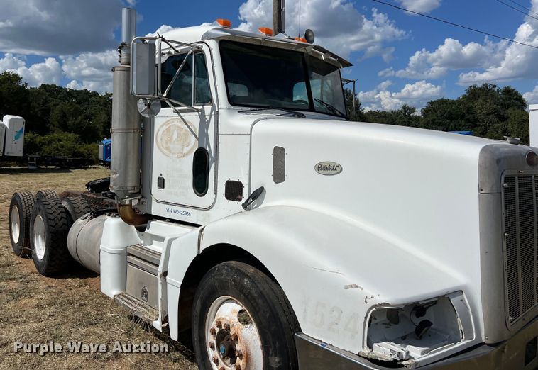 image for item EJ2932 1998 Peterbilt  377 semi truck