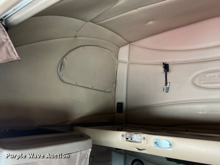 image for item EJ2935 2007 Peterbilt  387 semi truck