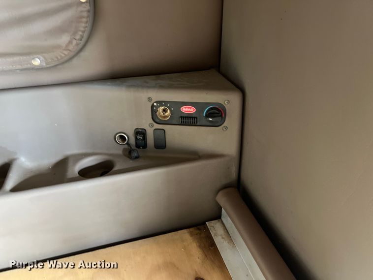 image for item EJ2935 2007 Peterbilt  387 semi truck