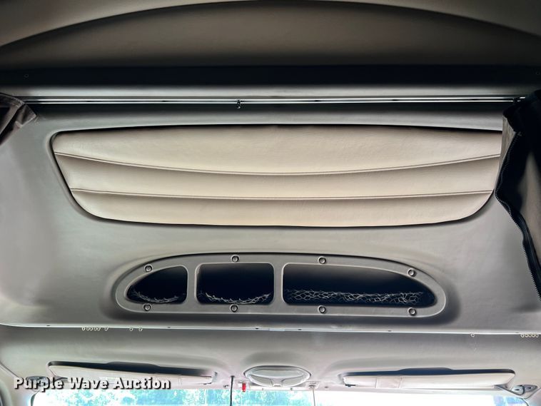 image for item EJ2935 2007 Peterbilt  387 semi truck