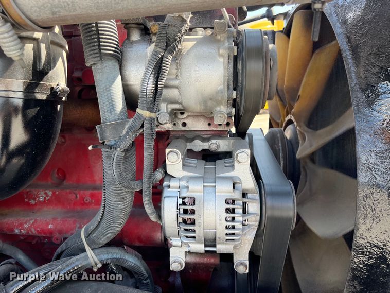 image for item EJ2935 2007 Peterbilt  387 semi truck