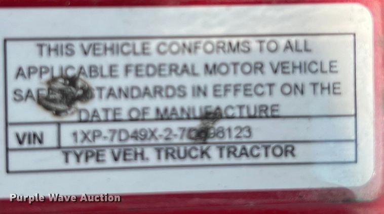 image for item EJ2935 2007 Peterbilt  387 semi truck