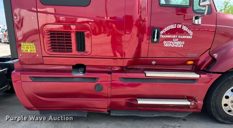 image for item EJ2937 2015 International  ProStar Plus 122 semi truck