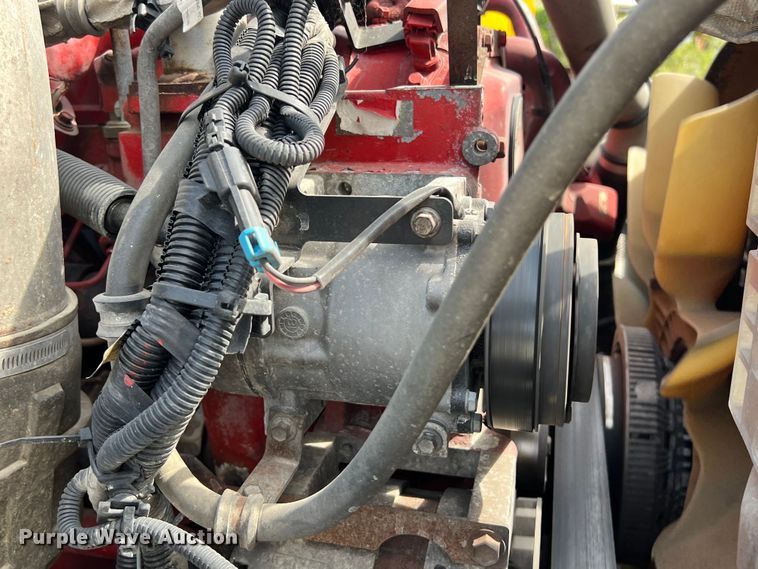 image for item EJ2937 2015 International  ProStar Plus 122 semi truck