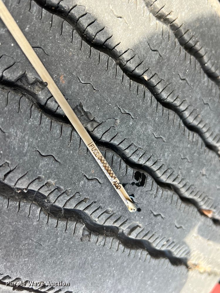 image for item EJ2937 2015 International  ProStar Plus 122 semi truck