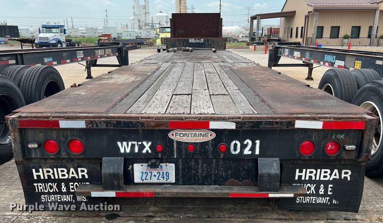 image for item EJ2939 1997 Fontaine THDFTT-5-4866AW drop deck trailer