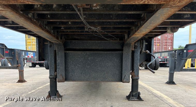 image for item EJ2939 1997 Fontaine THDFTT-5-4866AW drop deck trailer