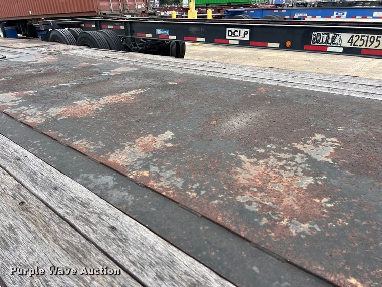 image for item EJ2939 1997 Fontaine THDFTT-5-4866AW drop deck trailer