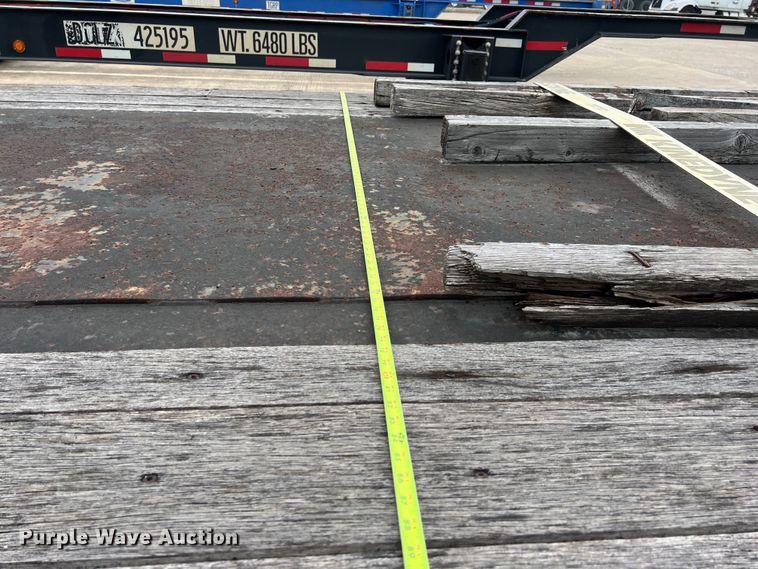 image for item EJ2939 1997 Fontaine THDFTT-5-4866AW drop deck trailer