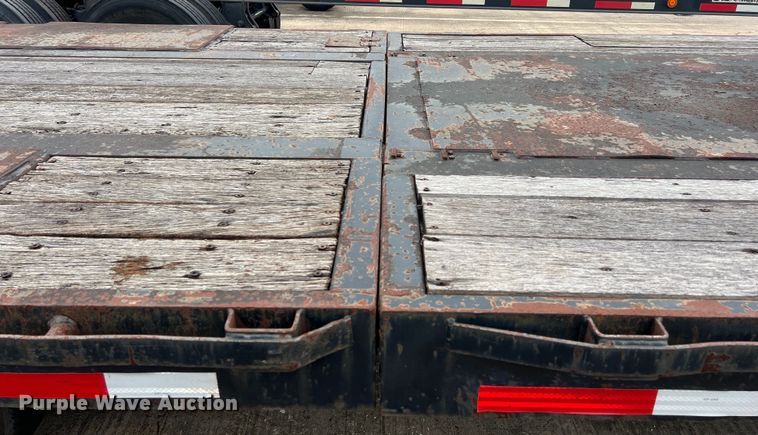 image for item EJ2939 1997 Fontaine THDFTT-5-4866AW drop deck trailer