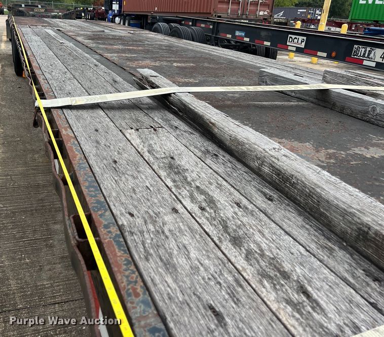 image for item EJ2939 1997 Fontaine THDFTT-5-4866AW drop deck trailer