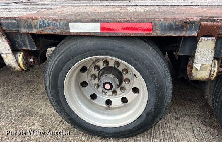 image for item EJ2939 1997 Fontaine THDFTT-5-4866AW drop deck trailer