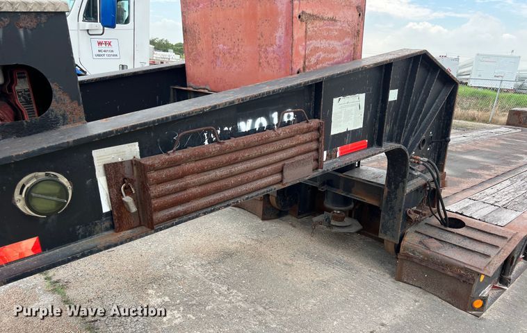 image for item EJ2940 1997 Fontaine TDDHRGT-5-4869AWK lowboy equipment trailer