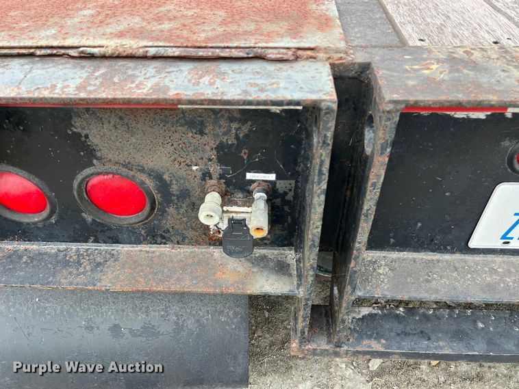 image for item EJ2940 1997 Fontaine TDDHRGT-5-4869AWK lowboy equipment trailer
