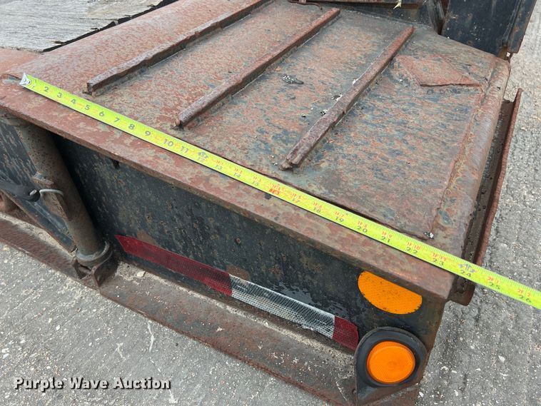 image for item EJ2940 1997 Fontaine TDDHRGT-5-4869AWK lowboy equipment trailer